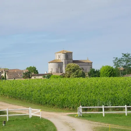 Chateau Des Arras בית הארחה Saint-Gervais (Gironde)