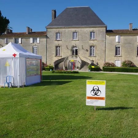 בית הארחה Chateau Des Arras